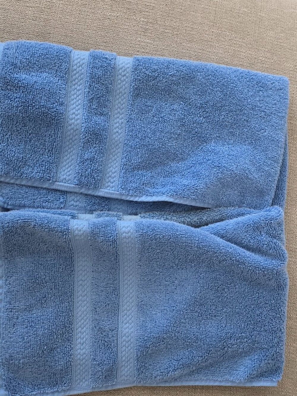 Set (2) of Charter Club hand towels (see pictures)